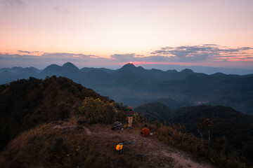 吉利icon电车还是油车