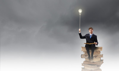 如何理解一体化国家战略体系和能力的构建？