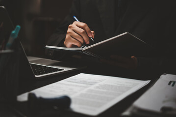 电瓶车充电一晚上有事吗？