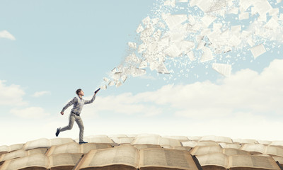 如何理解一体化国家战略体系和能力的构建？